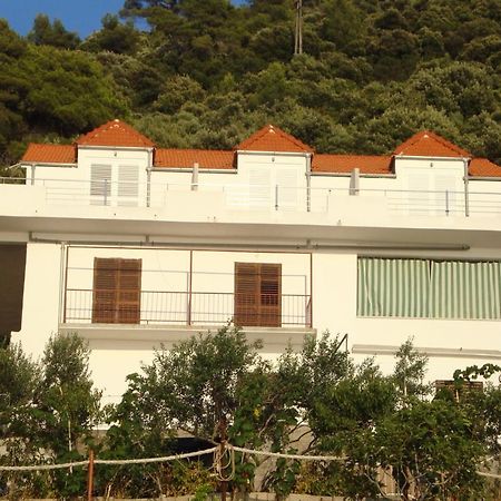 Apartments By The Sea Ubli, Lastovo - 8354 Uble Exterior photo