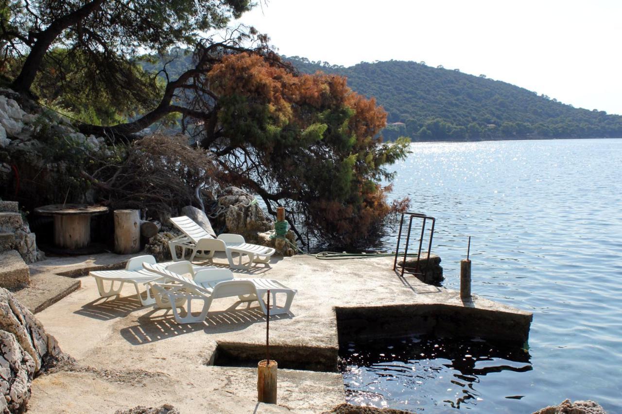 Apartments By The Sea Ubli, Lastovo - 8354 Uble Exterior photo