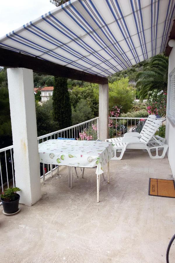 Apartments By The Sea Ubli, Lastovo - 8354 Uble Exterior photo