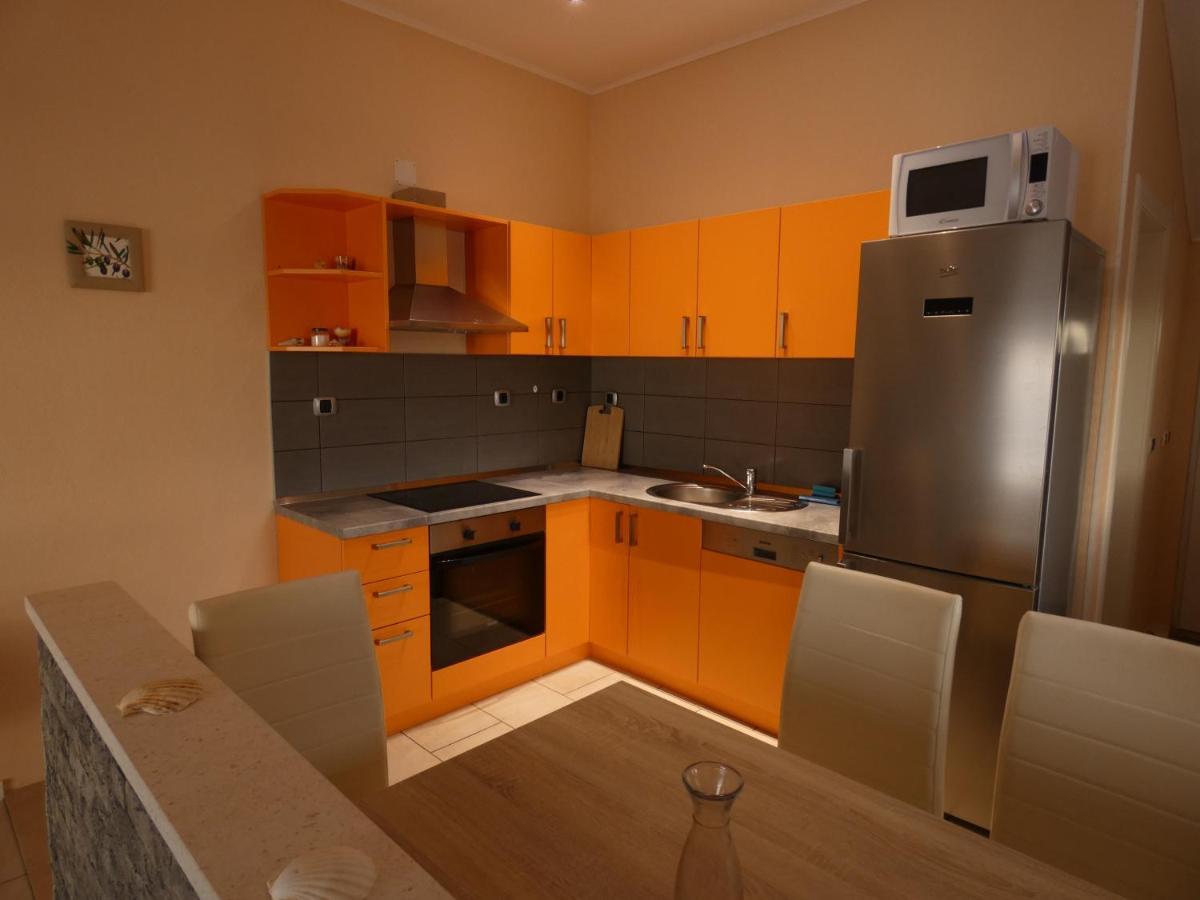 Apartments By The Sea Ubli, Lastovo - 8354 Uble Exterior photo