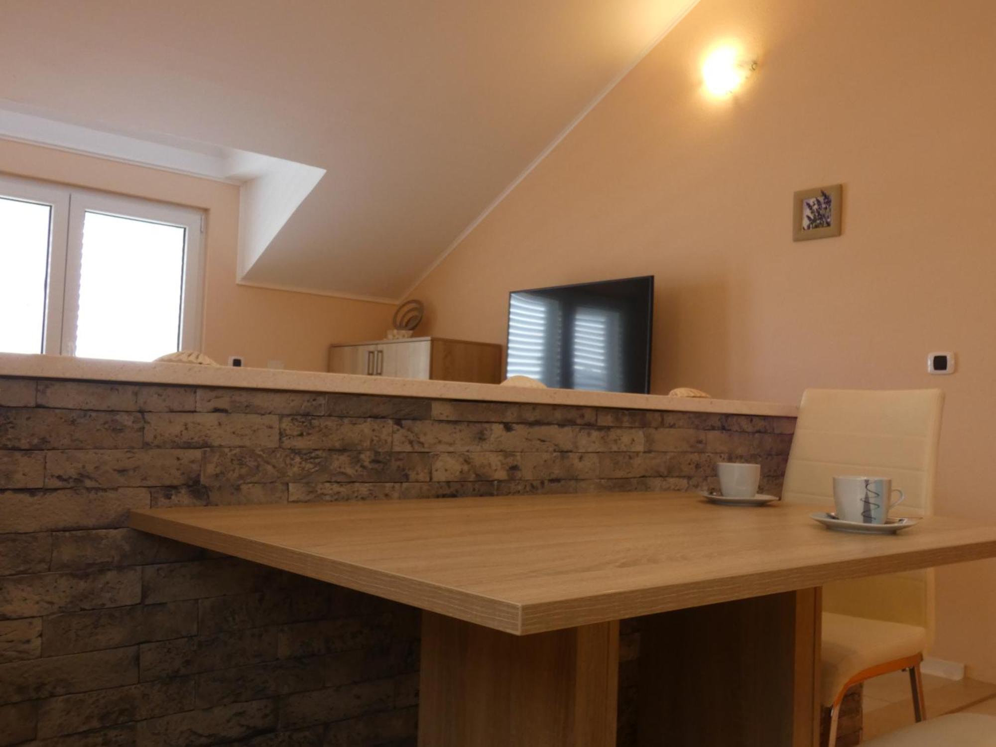 Apartments By The Sea Ubli, Lastovo - 8354 Uble Room photo