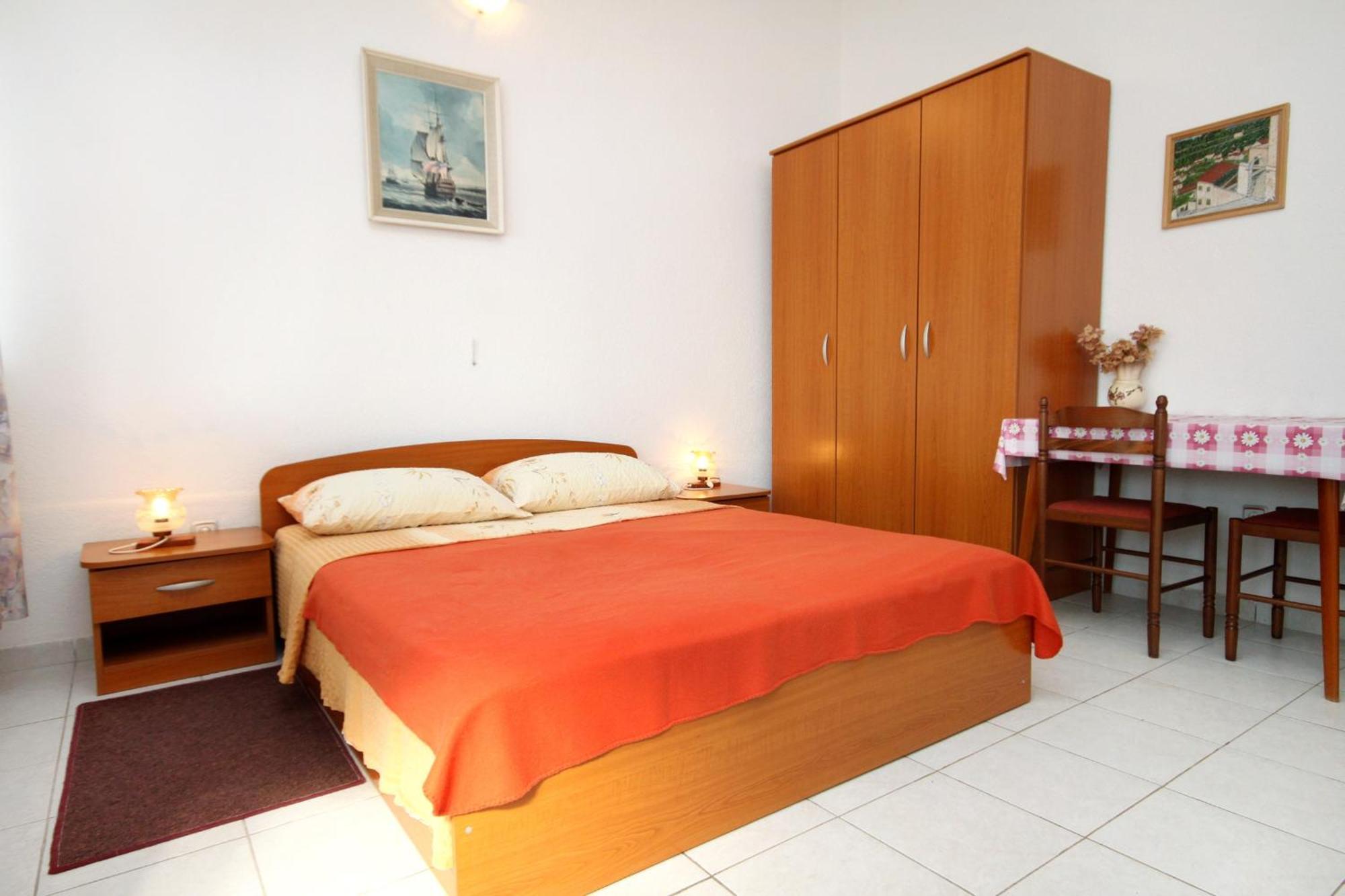 Apartments By The Sea Ubli, Lastovo - 8354 Uble Room photo